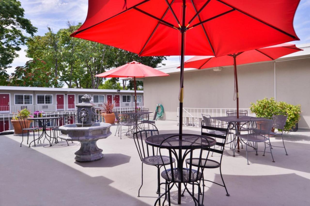 Campus Inn & Suites Eugene Downtown Kültér fotó